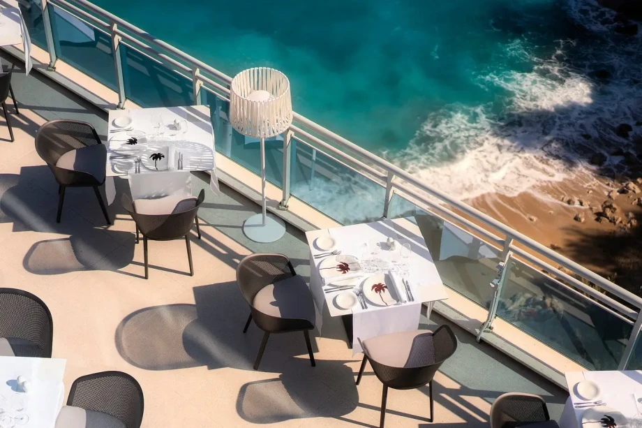 Vapor restaurant